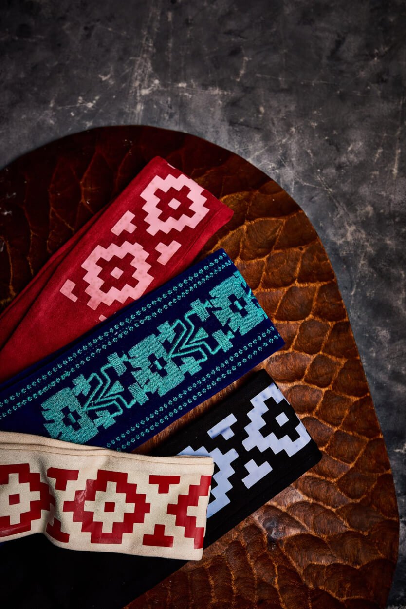 Cinturón Estampado Beige Ngümin rojo Mapuche - Imagen 4