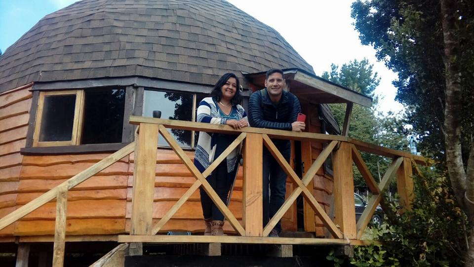 ALOJAMIENTO PARA 5 PERSONAS / DOMO KUYEN ISLA HUAPI- LOS RÍOS