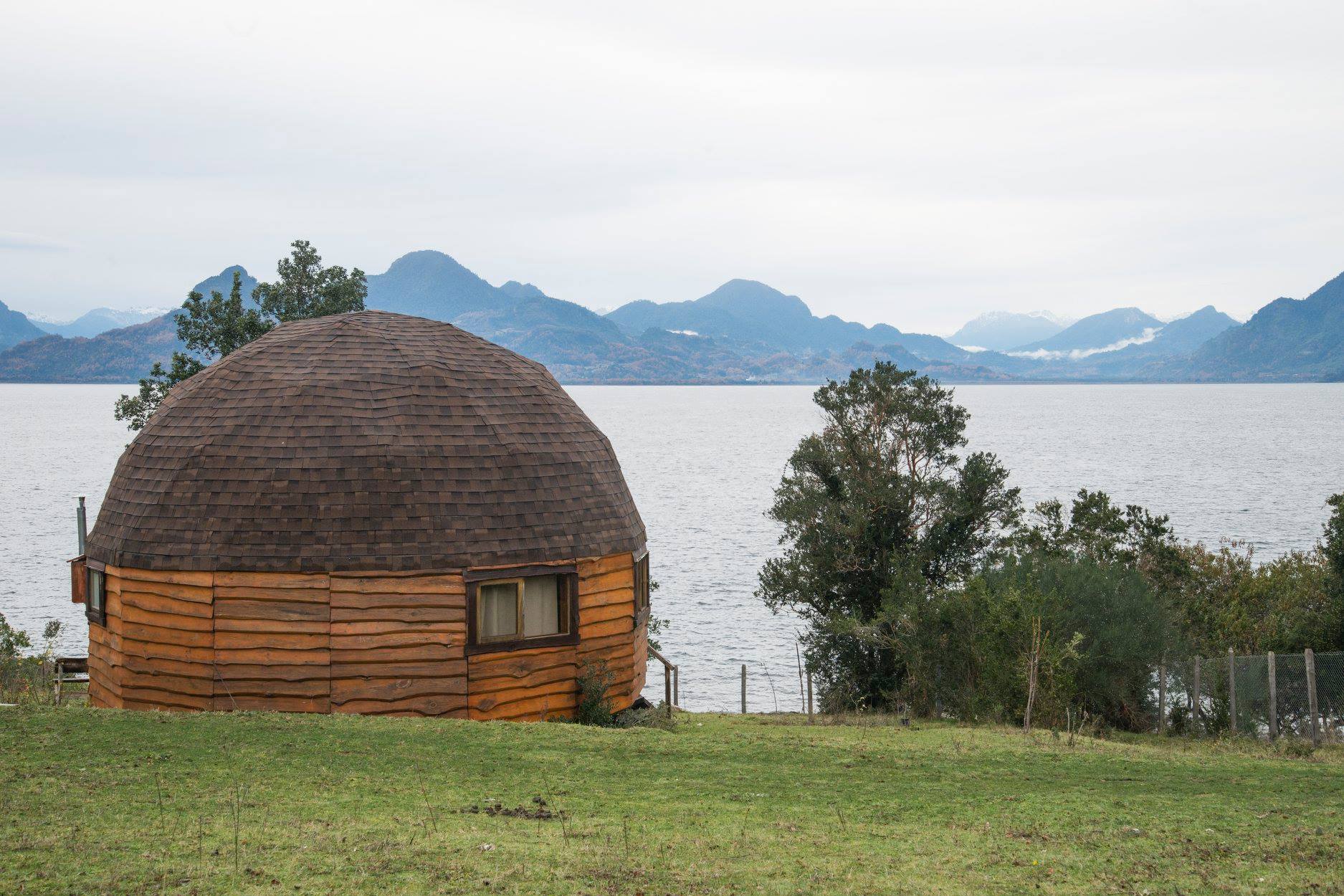 ALOJAMIENTO PARA 5 PERSONAS / DOMO KUYEN ISLA HUAPI- LOS RÍOS - Imagen 2