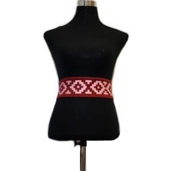 Cinturón Estampado Burdeo Ngümin blanco Mapuche