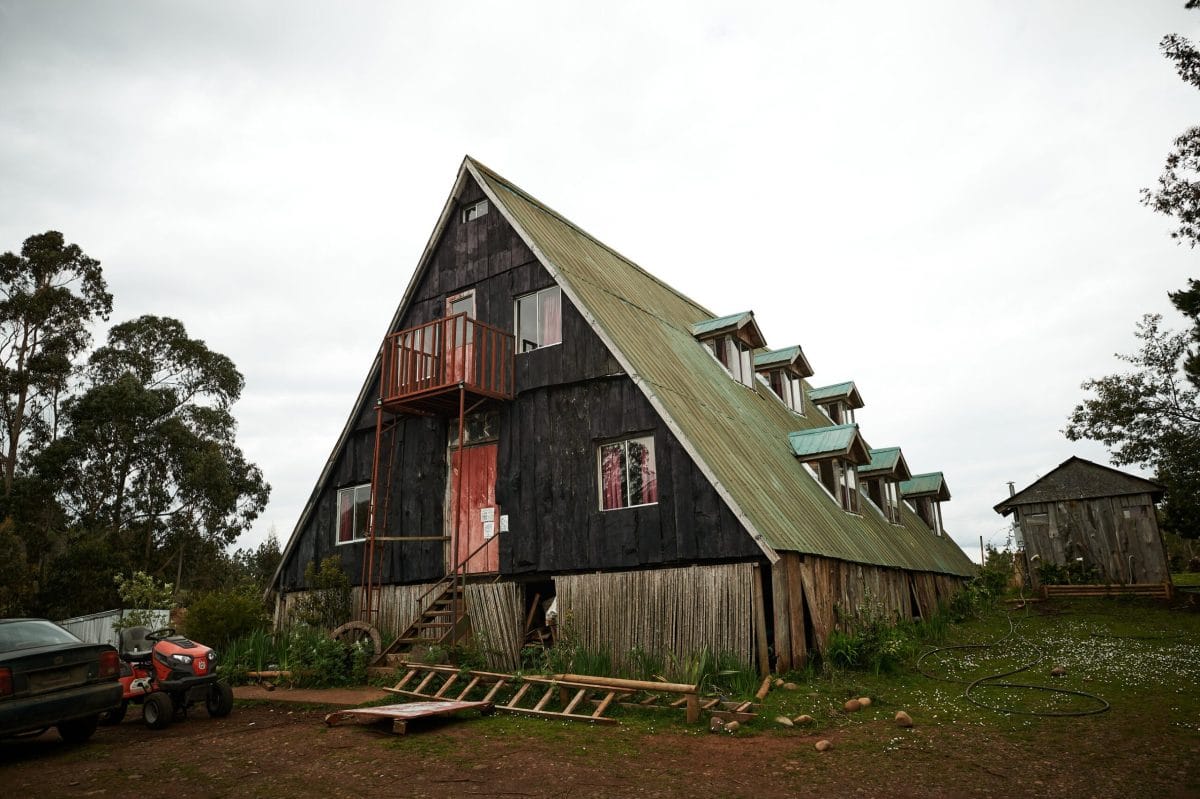 HABITACION REHUE PARA 2 PERSONAS / HOTEL MAPUCHE WALLMAPU - Imagen 4