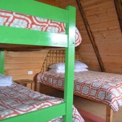 HABITACION PIFILLKA 4 PERSONAS / HOTEL MAPUCHE WALLMAPU